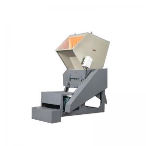 Grote plastic brekermachine Grote plastic brekermachine